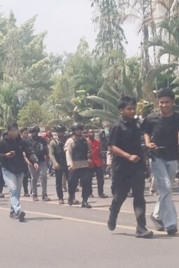 Kapolres Nabire Kawal Langsung Aksi IPMDO, Aspirasi Kasus Dogiyai Berlangsung Aman